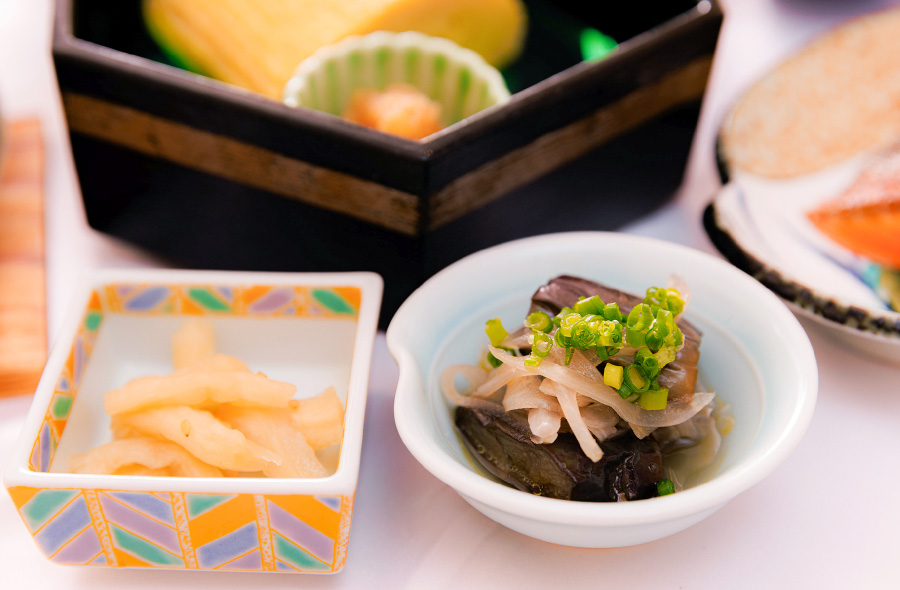 朝食