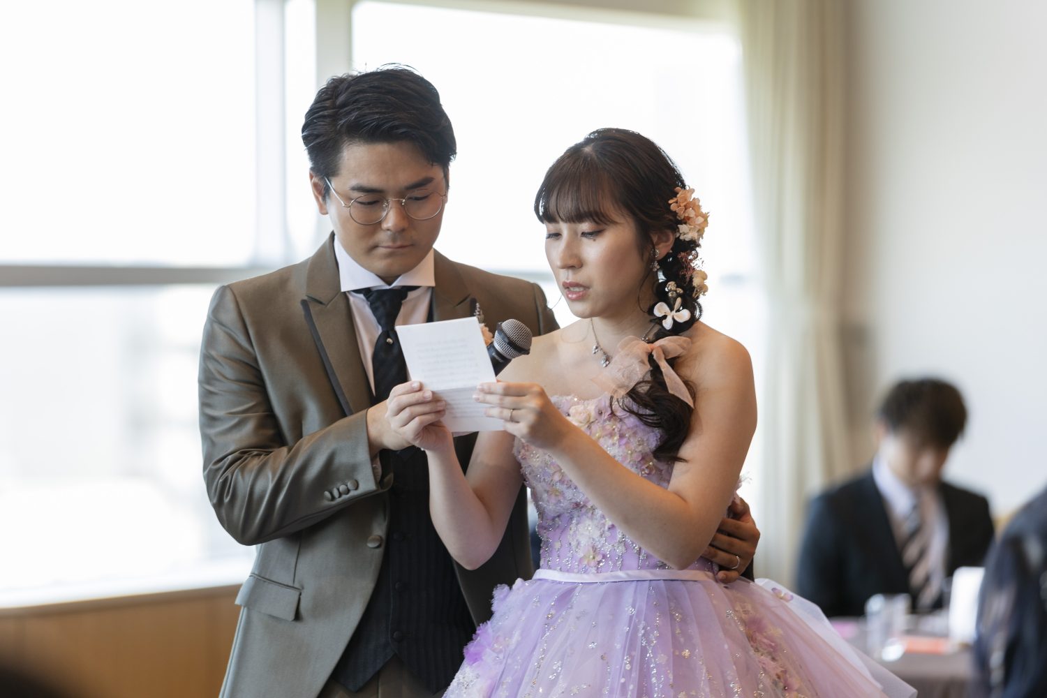 新婦様のお手紙のシーン、会場中が感動へと包まれてゆきます