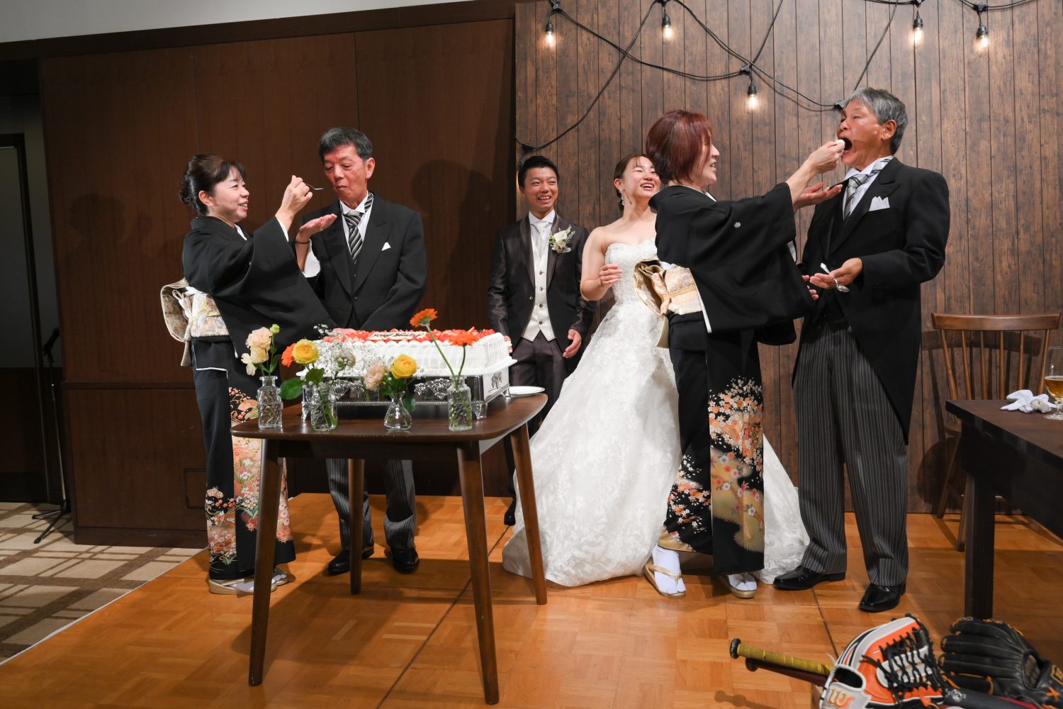 両家ご両親による「お手本バイト」